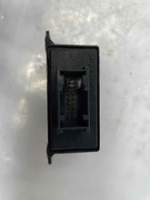 Load image into Gallery viewer, CRUISE CONTROL COMPUTER Land Rover Discovery 99 - 04 - NW36911
