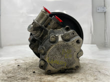 Load image into Gallery viewer, POWER STEERING PUMP Audi A4 2005 05 2006 06 07 08 09 - NW163006

