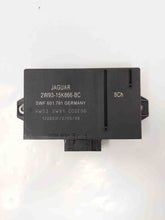 Load image into Gallery viewer, PARK ASSIST CONTROL MODULE COMPUTER Vanden Pl XJ8 XJ8L XJR 04-07 - NW33095
