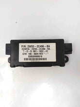Load image into Gallery viewer, SUSPENSION CONTROL MODULE COMPUTER Vanden Pl XJ8 XJ8L XJR 03-05 - NW33096
