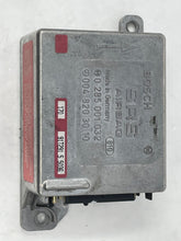 Load image into Gallery viewer, AIR BAG COMPUTER MERCEDES 300D 300E 400 500 600 92 - 93 - NW36074
