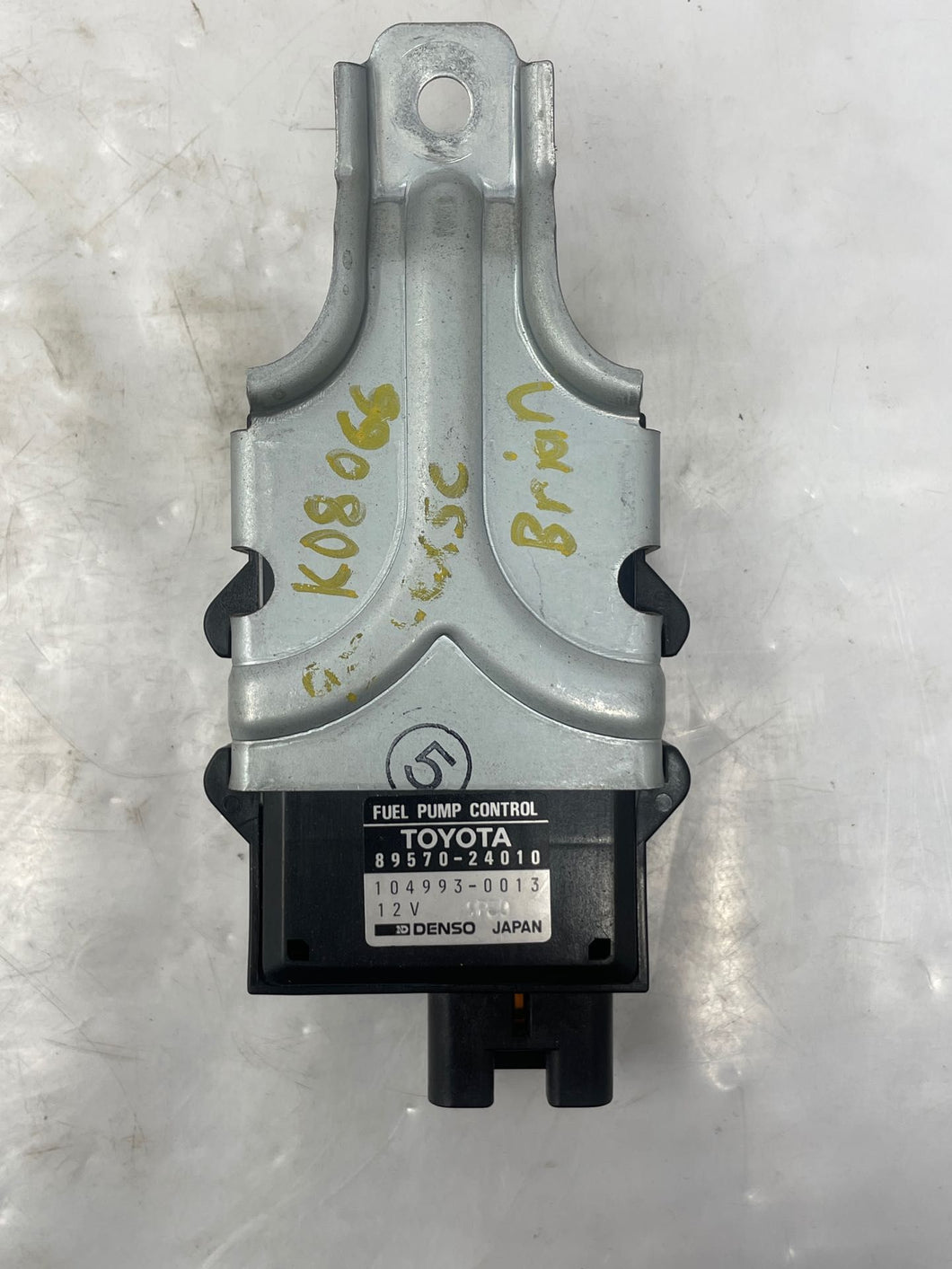 FUEL PUMP CONTROL MODULE COMPUTER Lexus SC300 SC400 1992-2000 - NW531814