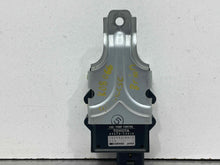 Load image into Gallery viewer, FUEL PUMP CONTROL MODULE COMPUTER Lexus SC300 SC400 1992-2000 - NW531814
