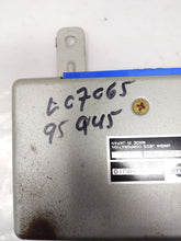 Load image into Gallery viewer, TRANSMISSION COMPUTER Infiniti Q45 1994 94 1995 95 - NW31604
