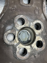 Load image into Gallery viewer, Wheel Rim  LAND ROVER 2004 - NW200842
