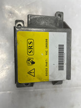 Load image into Gallery viewer, AIR BAG COMPUTER Land Rover Discovery 99 00 01 02 03 04 - NW36913
