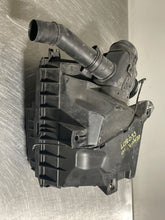 Load image into Gallery viewer, AIR CLEANER BOX Volvo C70 S60 S70 V70 XC70 2001 01 2002 02 - NW4364
