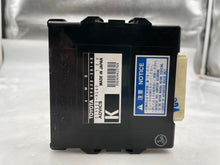 Load image into Gallery viewer, TRANSFER CASE CONTROL MODULE COMPUTER Lexus GS350 2007 07 - NW33796
