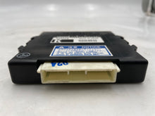 Load image into Gallery viewer, TRANSFER CASE CONTROL MODULE COMPUTER Lexus GS350 2007 07 - NW33796
