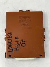Load image into Gallery viewer, BODY CONTROL MODULE COMPUTER Highlander 2006 06 2007 07 - NW38577
