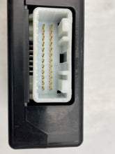 Load image into Gallery viewer, BODY CONTROL MODULE COMPUTER EX35 EX37 FX35 FX50 QX50 10-15 - NW31738
