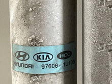Load image into Gallery viewer, AC CONDENSOR Hyundai Santa Fe Kia Sorento 10 11 12 13 14 15 - NW43927
