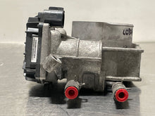 Load image into Gallery viewer, THROTTLE BODY Sorento Santa Fe 2010 10 2011 11 3.5L - NW178211

