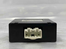 Load image into Gallery viewer, TRANSFER CASE CONTROL MODULE COMPUTER Kia Sorento 11 12 13 - NW33464
