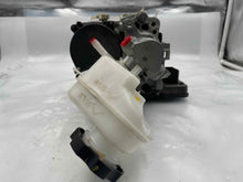 Load image into Gallery viewer, Brake Master Cylinder Chevrolet Volt 2016 - NW113950
