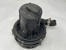 Load image into Gallery viewer, AIR INJECTION PUMP SMOG BMW 325i 328i 330i 323i  1999 99 00 01 02 03 04 05 - NW8017
