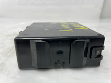 Load image into Gallery viewer, Computer Toyota Camry 2000 - NW38051
