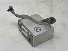 Load image into Gallery viewer, CRUISE CONTROL COMPUTER Toyota Camry 1999 99 2000 00 01 - NW38052
