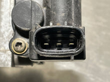 Load image into Gallery viewer, THROTTLE BODY Honda Civic EL 2001 01 2002 02 03 04 05 - NW178080
