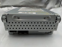 Load image into Gallery viewer, RADIO C70 S60 S80 V70 XC60 XC70 07 08 09 10 11 AM FM CD - NW140557
