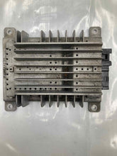 Load image into Gallery viewer, AMPLIFIER Nissan Pathfinder 2005 05 2006 06 2007 07 - NW137293
