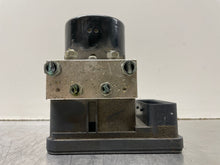 Load image into Gallery viewer, ABS PUMP Volvo C30 V40 V50 V70 2007 07 2008 08 - NW2857

