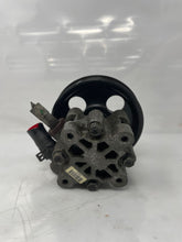 Load image into Gallery viewer, POWER STEERING PUMP Volkswagen Routan 2009 09 2010 10 2011 11 - NW164212
