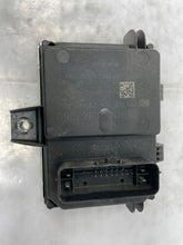 Load image into Gallery viewer, FUEL PUMP CONTROL MODULE COMPUTER Lacrosse Verano Camaro 11-13 - NW27169
