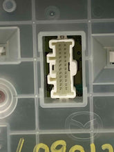 Load image into Gallery viewer, Speedometer Cluster Mazda 3 2011 - NW160910
