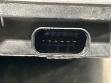 Load image into Gallery viewer, THROTTLE BODY Mazda 3 Mazda 6 2006 06 2007 07 2008 08 - NW178279
