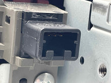Load image into Gallery viewer, RADIO Subaru Legacy 2009 09  AM FM CD - NW139760
