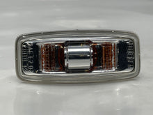 Load image into Gallery viewer, SIDE MARKER LAMP LIGHT M35 M45 2006 06 2007 07 Fender Mounted - NW82587
