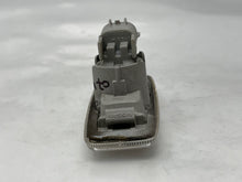 Load image into Gallery viewer, SIDE MARKER LAMP LIGHT M35 M45 2006 06 2007 07 Fender Mounted - NW82587
