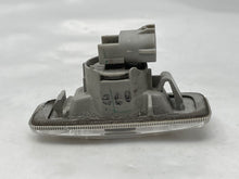Load image into Gallery viewer, SIDE MARKER LAMP LIGHT M35 M45 2006 06 2007 07 Fender Mounted - NW82587
