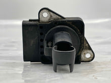 Load image into Gallery viewer, Mass Air Flow Sensor Meter MAF C30 Pickup C70 S40 S60 S80 V40 04-14 - NW5786
