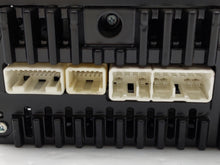 Load image into Gallery viewer, RADIO Toyota Rav4 2006 06 2007 07 2008 08 AM FM CD - NW139980
