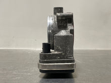Load image into Gallery viewer, THROTTLE BODY BMW 745I 545I X5 2002 02 03 04 05 06 - NW177896
