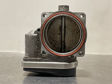 Load image into Gallery viewer, THROTTLE BODY BMW 745I 545I X5 2002 02 03 04 05 06 - NW177896
