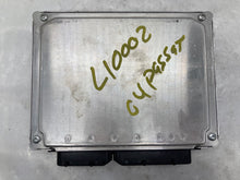 Load image into Gallery viewer, ECU ECM COMPUTER Passat 2004 04 1.8L - NW62813
