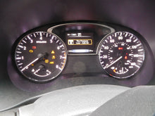 Load image into Gallery viewer, SPEEDOMETER CLUSTER Nissan Pathfinder 2016 16 - NW160253
