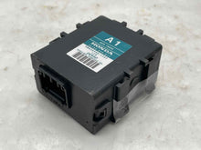 Load image into Gallery viewer, Cruise Control Computer Honda CRV 2002 02 2003 03 2004 04 Auto - NW32591
