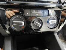 Load image into Gallery viewer, FRONT TEMPERATURE CONTROLS Jetta 2015 15 2016 16 2017 17 - NW101568
