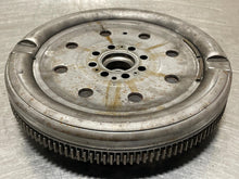 Load image into Gallery viewer, MANUAL TRANS FLYWHEEL Beetle Golf Jetta Passat 14 15 16 17 - NW538952
