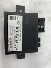 Load image into Gallery viewer, Tire Pressure Computer Mercedes ML320 ML550 GL320 SL550 06 07 08 09 - 11 - NW35093
