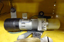 Load image into Gallery viewer, CONVERTIBLE TOP MOTOR Mini Cooper 2005 05 2006 06 2007 07 2008 08 - NW50118
