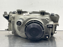Load image into Gallery viewer, HEADLIGHT LAMP ASSEMBLY Saab 9-3 99 00 01 02 03 Right - NW521356
