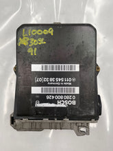 Load image into Gallery viewer, ABS CONTROL MODULE COMPUTER Mercedes-Benz 300sl 90 91 92 93 - NW36146
