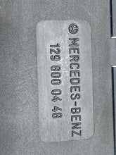 Load image into Gallery viewer, Vacuum Pump  MERCEDES 300SL 1991 - NW189249
