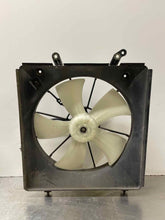 Load image into Gallery viewer, RADIATOR FAN ASSEMBLY Acura CL TL 01 02 03 - NW63571
