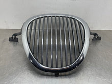Load image into Gallery viewer, GRILL Jaguar S Type 2000 00 2001 01 2002 02 2003 03 - NW98401
